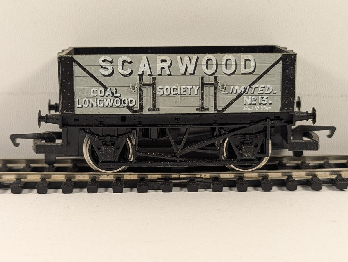 Hornby OO Gauge Scarwood 5-Plank Wagon Goods Wagon 13 Scarwood Coal Society
