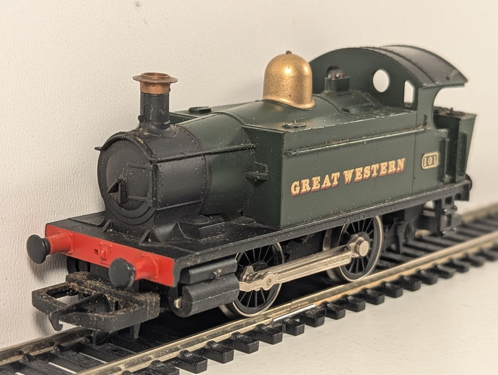 Hornby R077 GWR Holden Class 101 0-4-0T Tank Locomotive OO Gauge