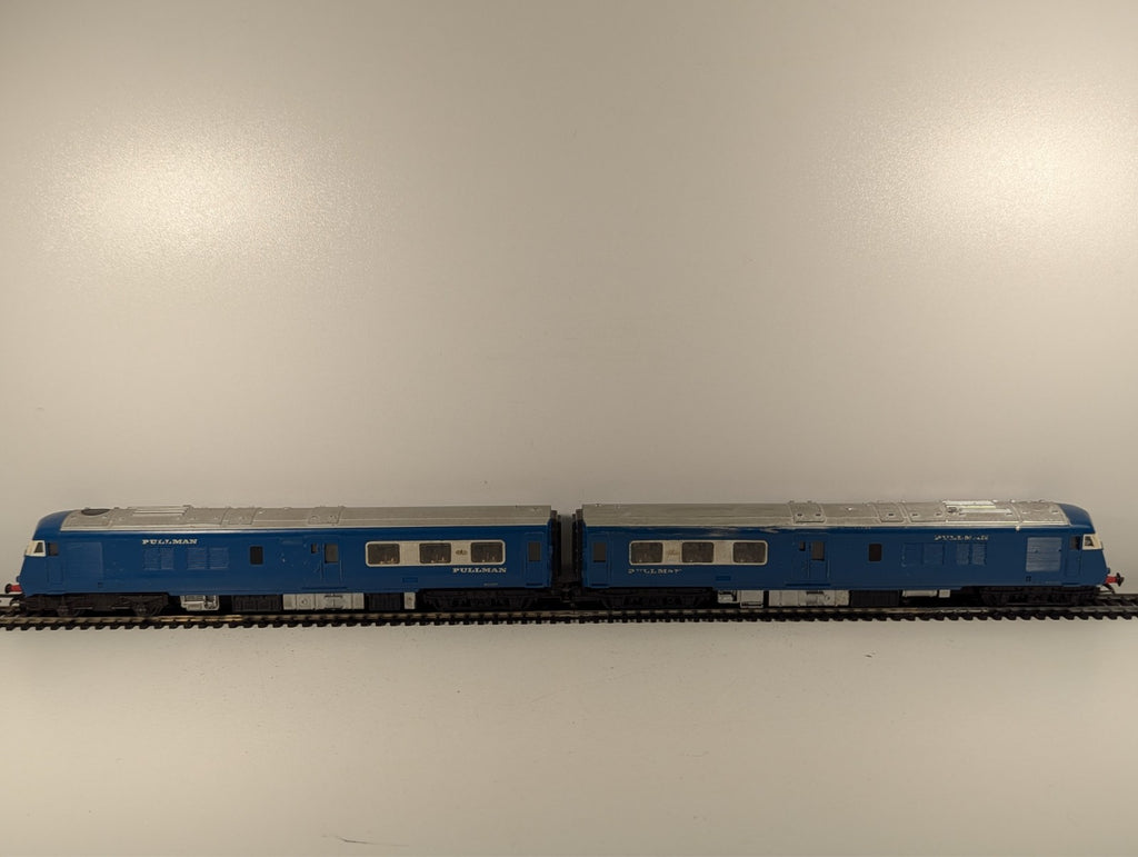 Tri-ang R555/R556 Blue Pullman Train Set OO Gauge