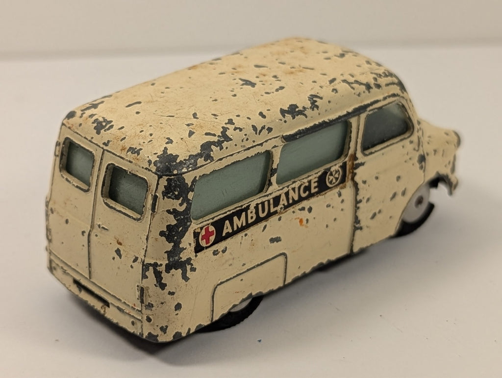 Corgi Toys 412 Bedford Utilecon Ambulance 1:43 Scale - Chipped Paint