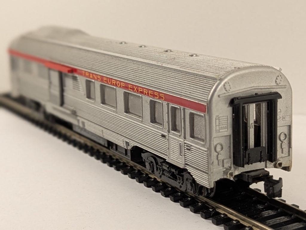 Jouef HO Gauge TEE Silver Trans-Europe Express Coach Missing Parts
