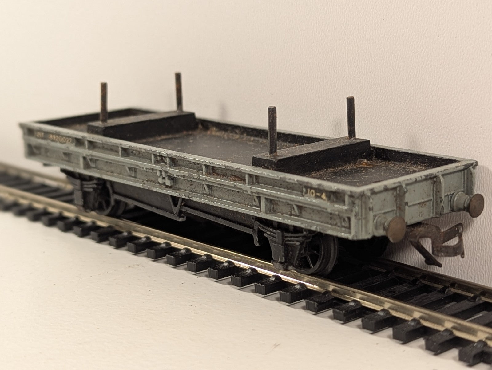 Hornby Dublo 21-Ton Double Bolster Wagon B920022 BR Grey (OO Gauge)
