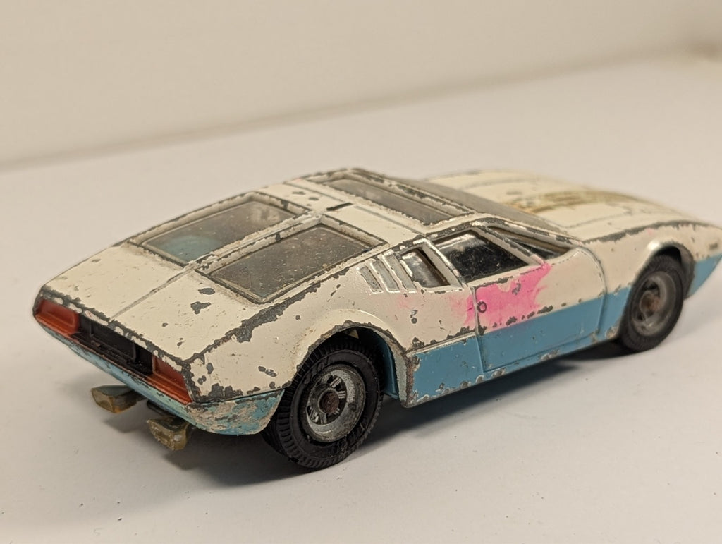 Corgi Toys 271 Ghia 5000 Mangusta with De Tomaso Chassis - Chipped Paint