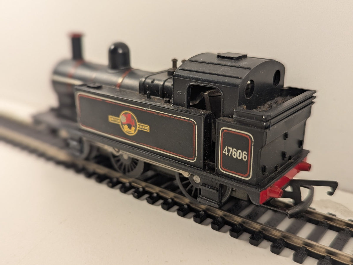 Tri-ang R52 OO Gauge BR Class 3F “Jinty” 47606 – Some Repaint