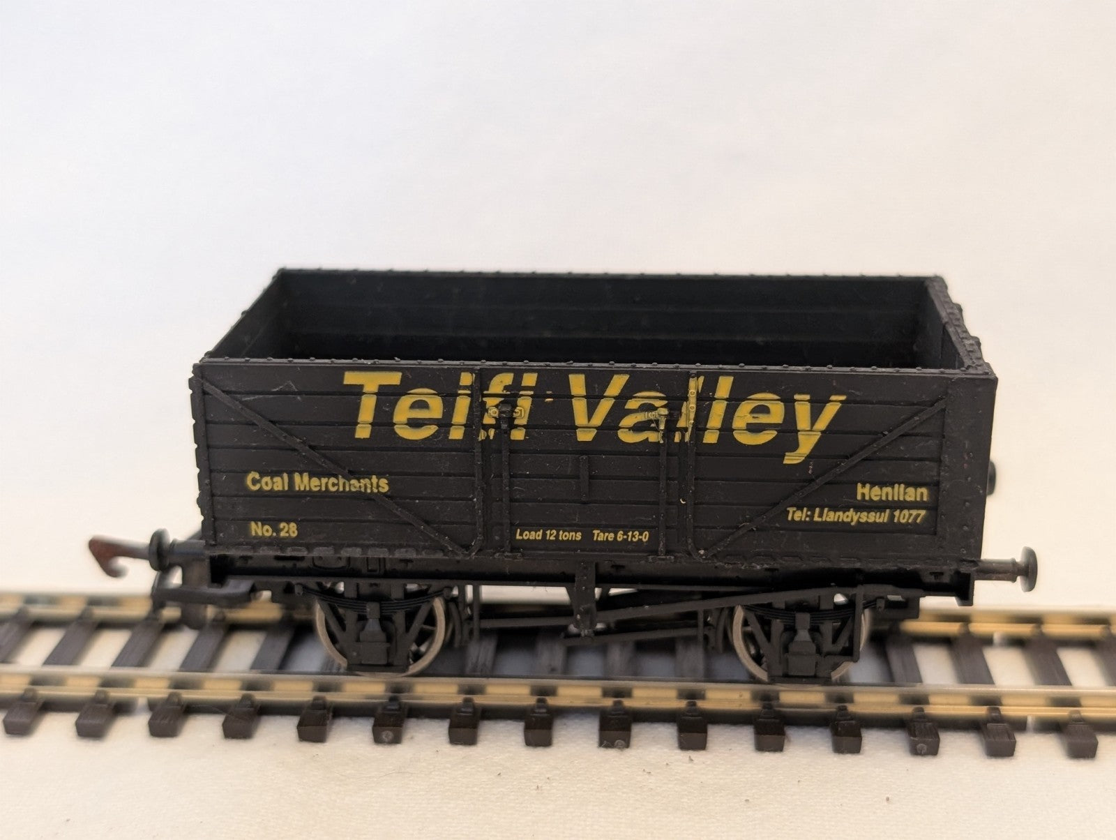 Dapol OO Gauge 7 Plank Open Wagon Teifi Valley No. 28