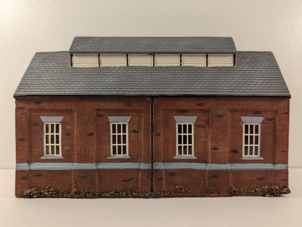 Hornby OO Gauge Skaledale Engine Shed Building R8511