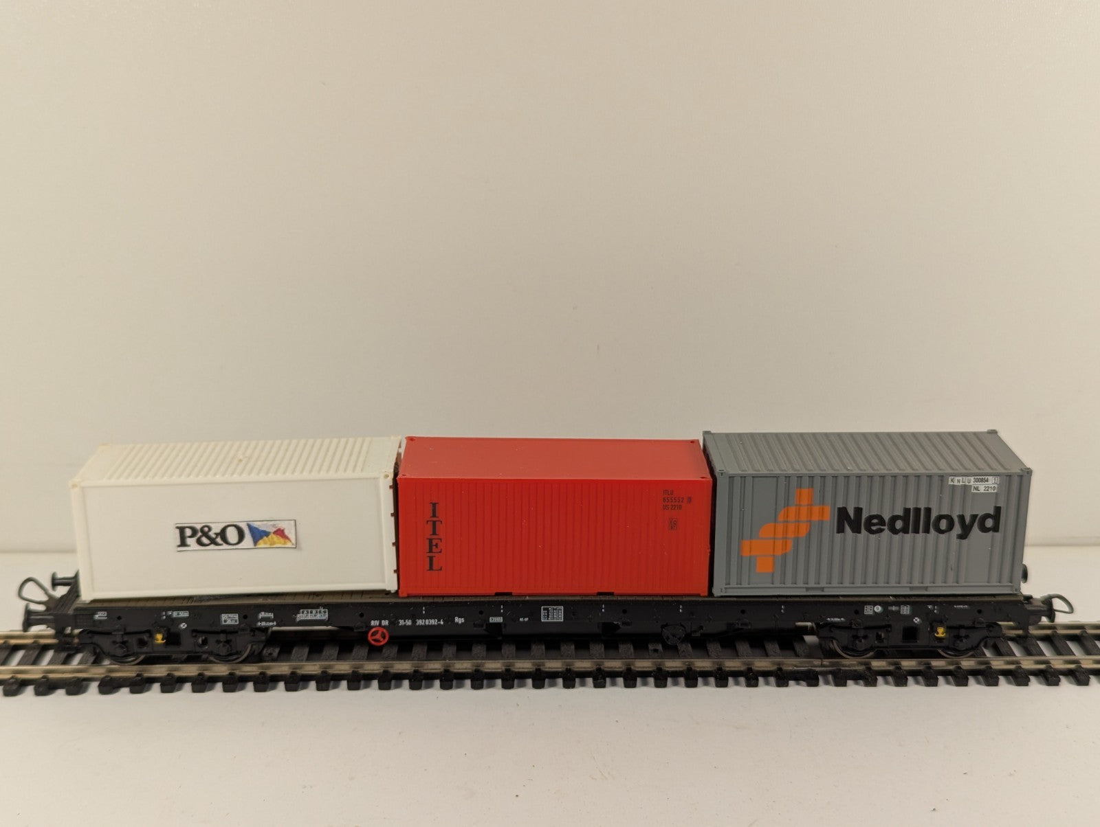 Piko HO Gauge Container Wagon Boxed