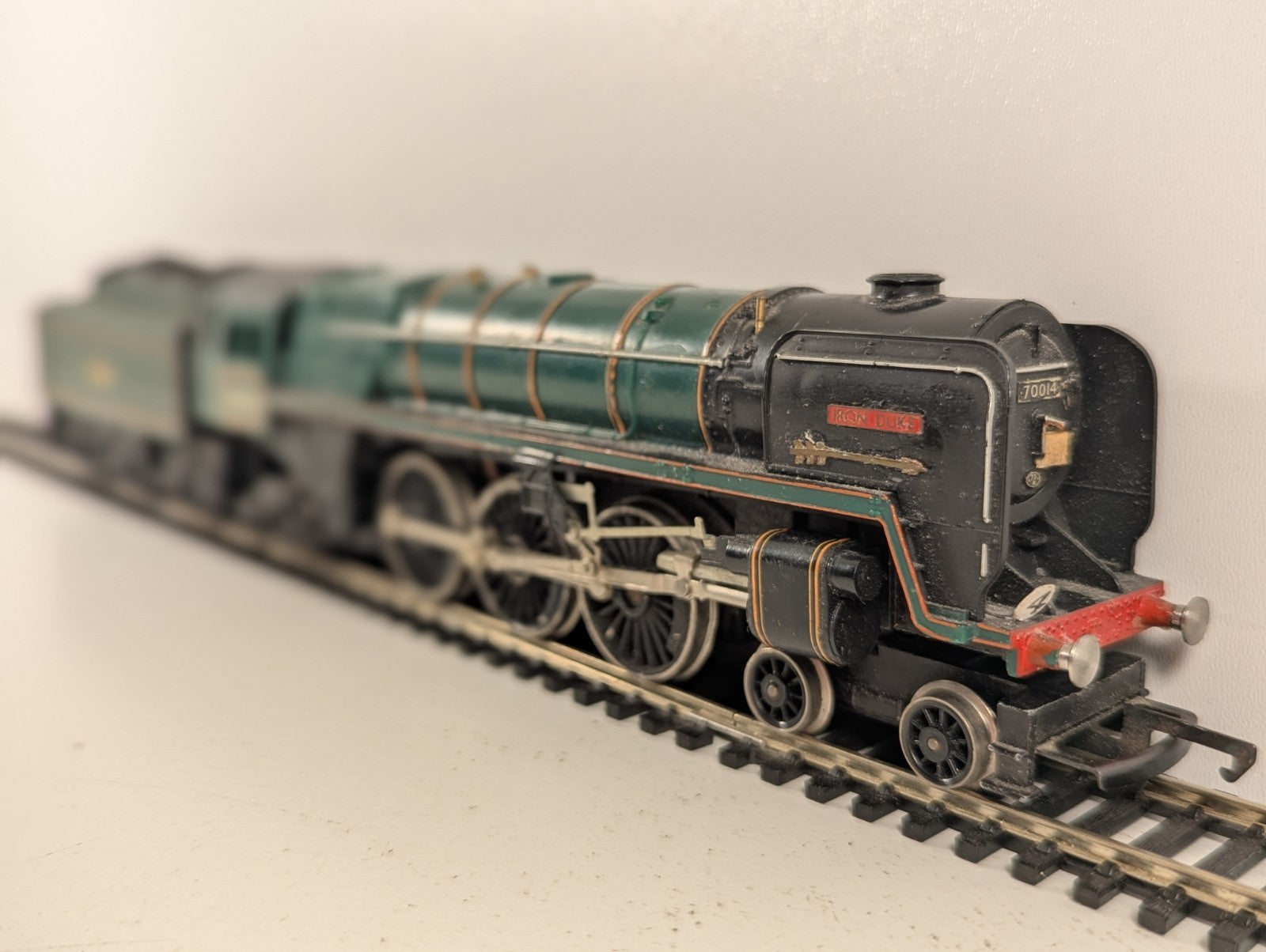 Hornby OO Gauge BR Standard Class 7 Britannia Class 'Iron Duke' Loco - Spares
