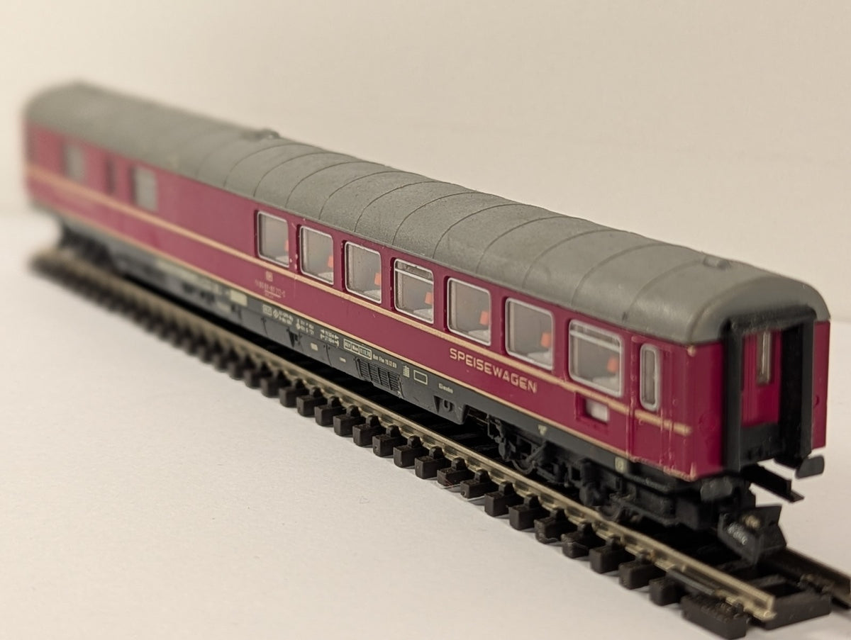 Fleischmann N Gauge 8112 K Speisewagen Dining Car (Missing Coupling)