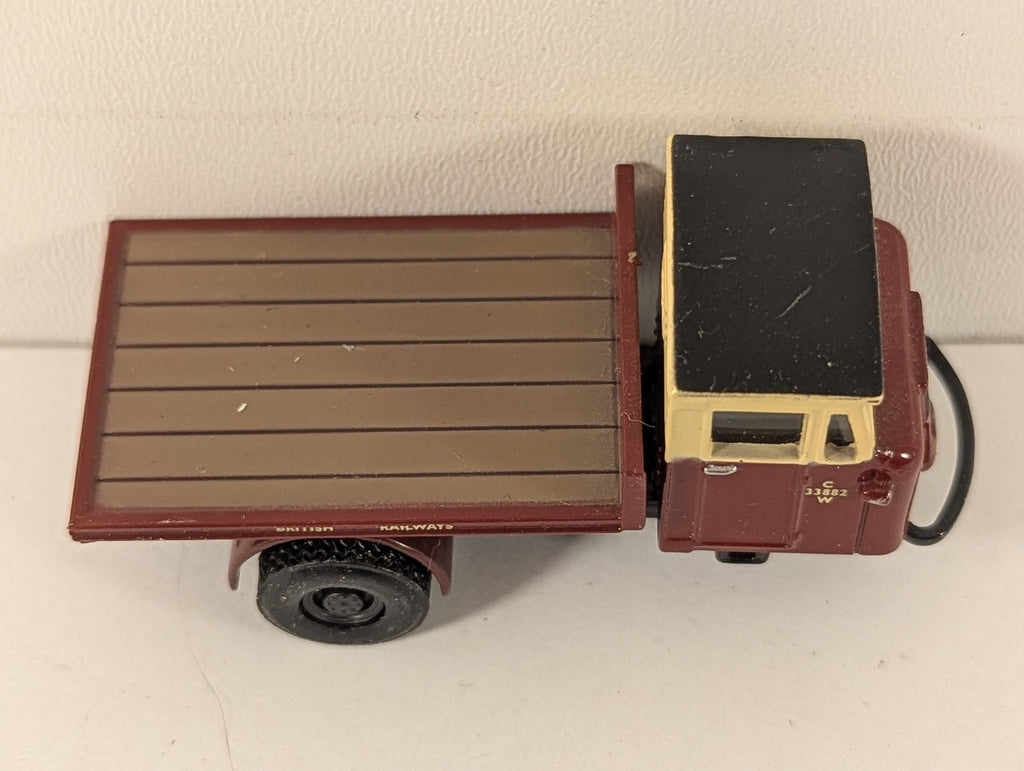 Oxford Diecast OO Gauge Scammell Scarab Flatbed Die-cast Vehicle JXA 495
