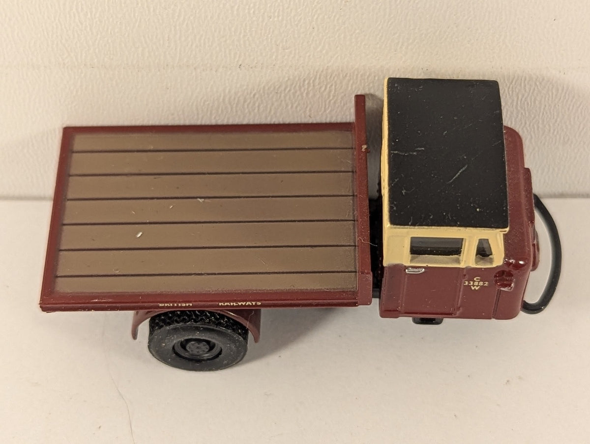 Oxford Diecast OO Gauge Scammell Scarab Flatbed Die-cast Vehicle JXA 495