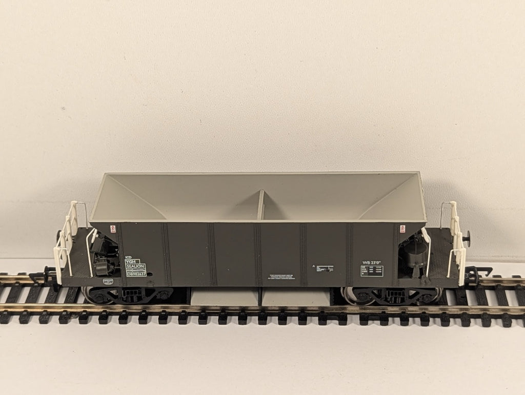Bachmann 38-130 OO Gauge 40 Ton Sealion YGH Hopper Wagon Olive Green