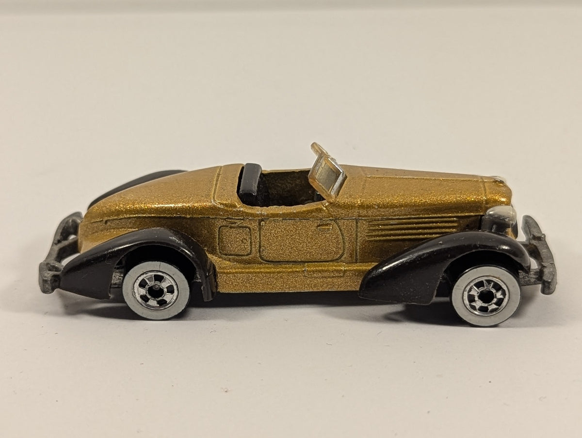 Hot Wheels 1:64 Auburn 852 Die-cast Model Car Gold with Black Fenders