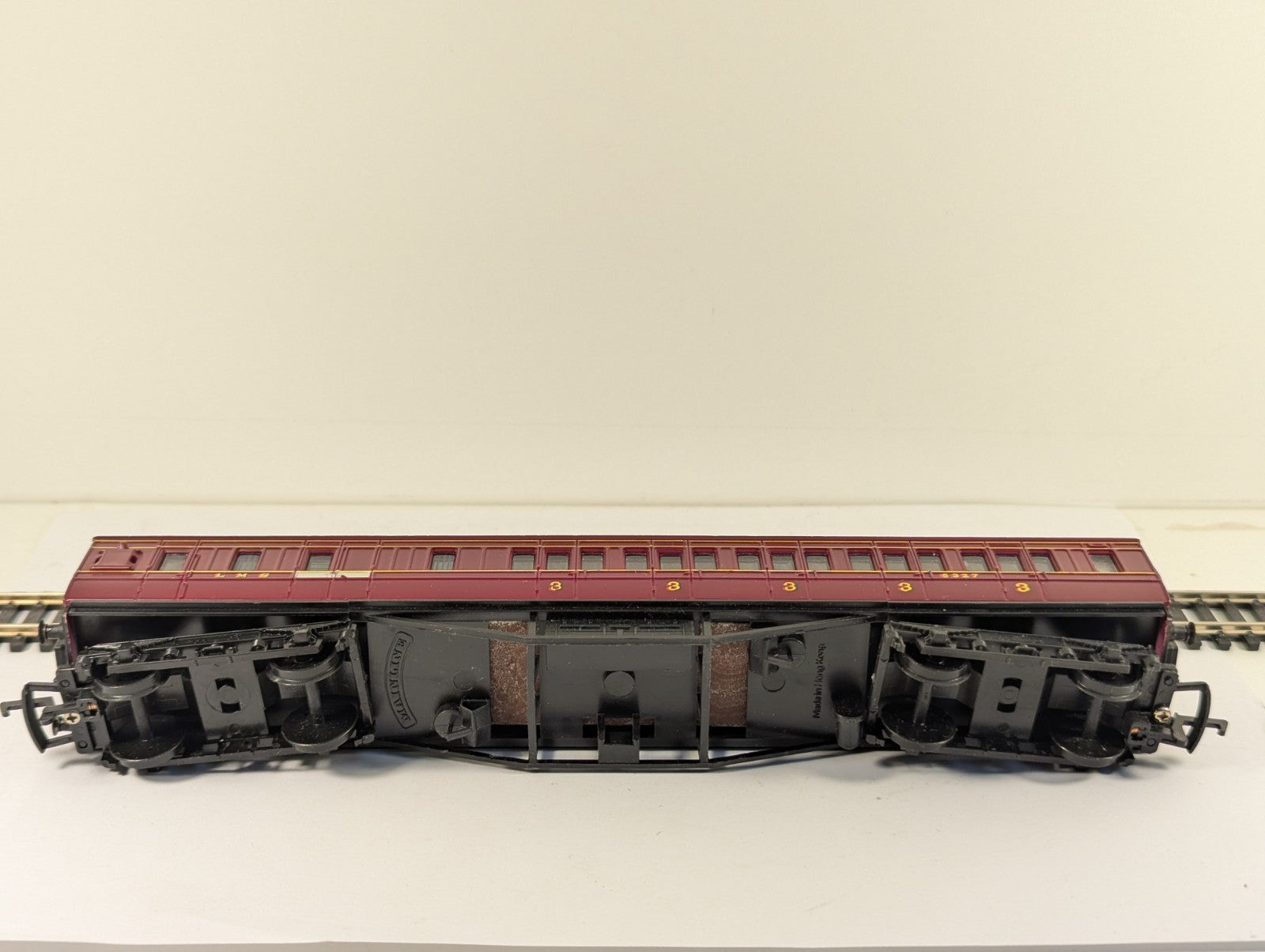 Mainline 37-109 OO Gauge LMS 57ft1st/3rd Class Corridor BrakeCoach Crimson Boxed
