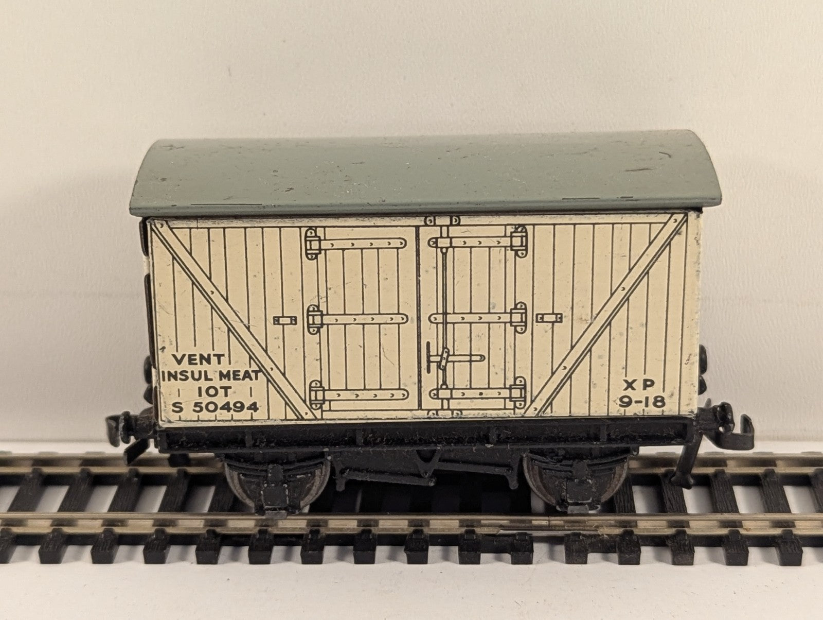 Hornby Dublo OO Gauge LMS D1 Meat Van
