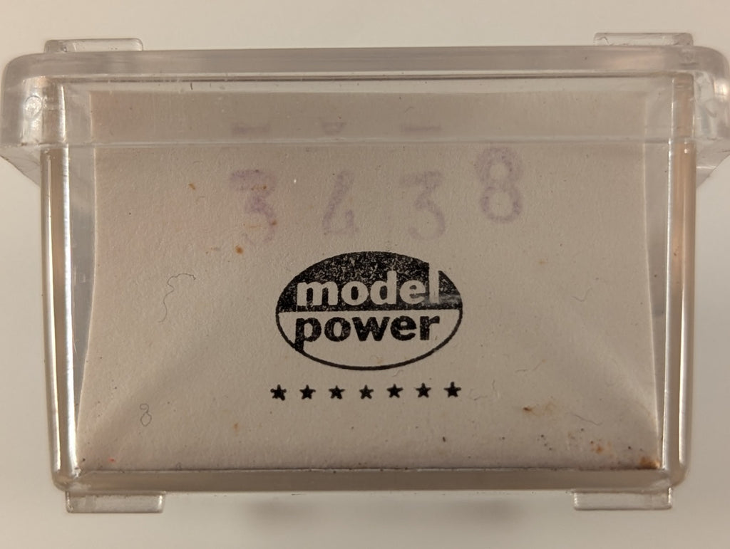 Model Power 3438 N Gauge Santa Fe ATSF Yellow Box Car - Boxed