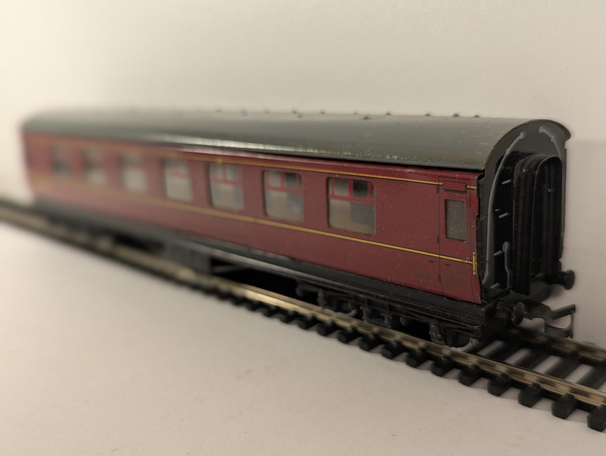 Hornby Dublo OO Gauge BR Corridor Composite Coach Passenger Coach M 4193
