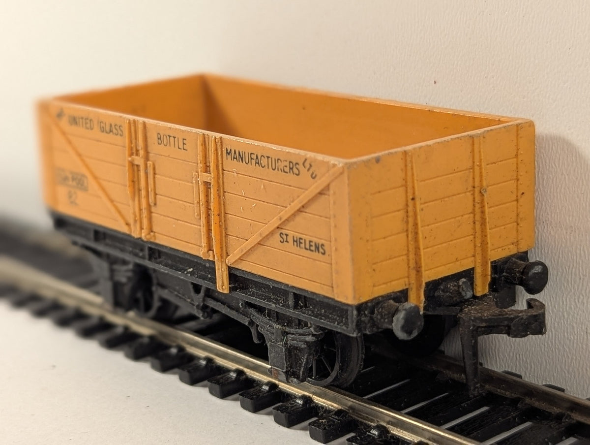 Hornby Dublo OO Gauge United Glass Bottle Manufacturers Open Wagon Goods Wagon
