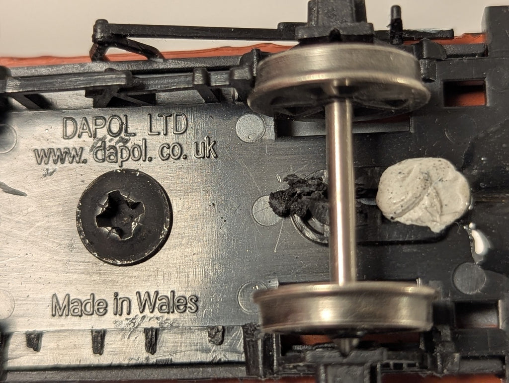 Dapol OO Gauge Thomas A. Eaves Coke & Builders Merchant 7-Plank Open Wagon