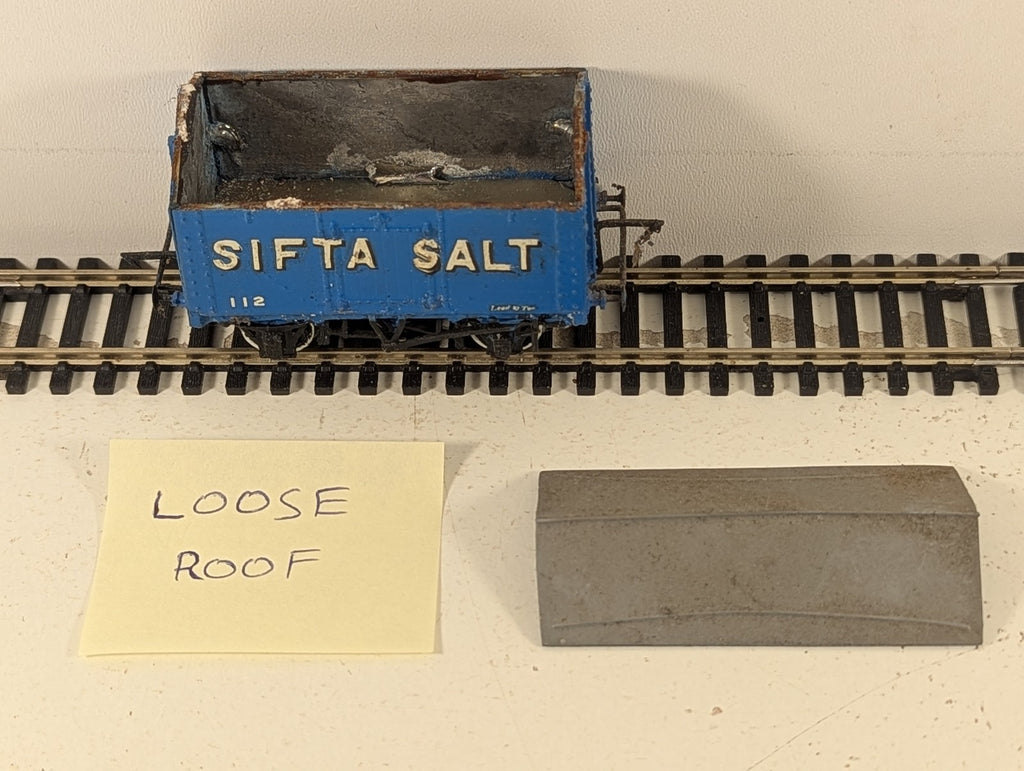 Kitbuilt OO Gauge Sifta Salt Van Goods Wagon 112