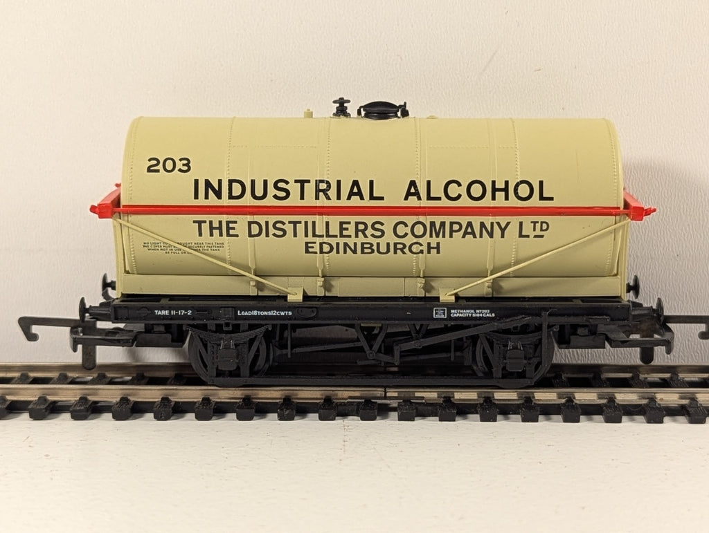 Hornby R6769 20 Ton Tanker “Industrial Alcohol” No.203