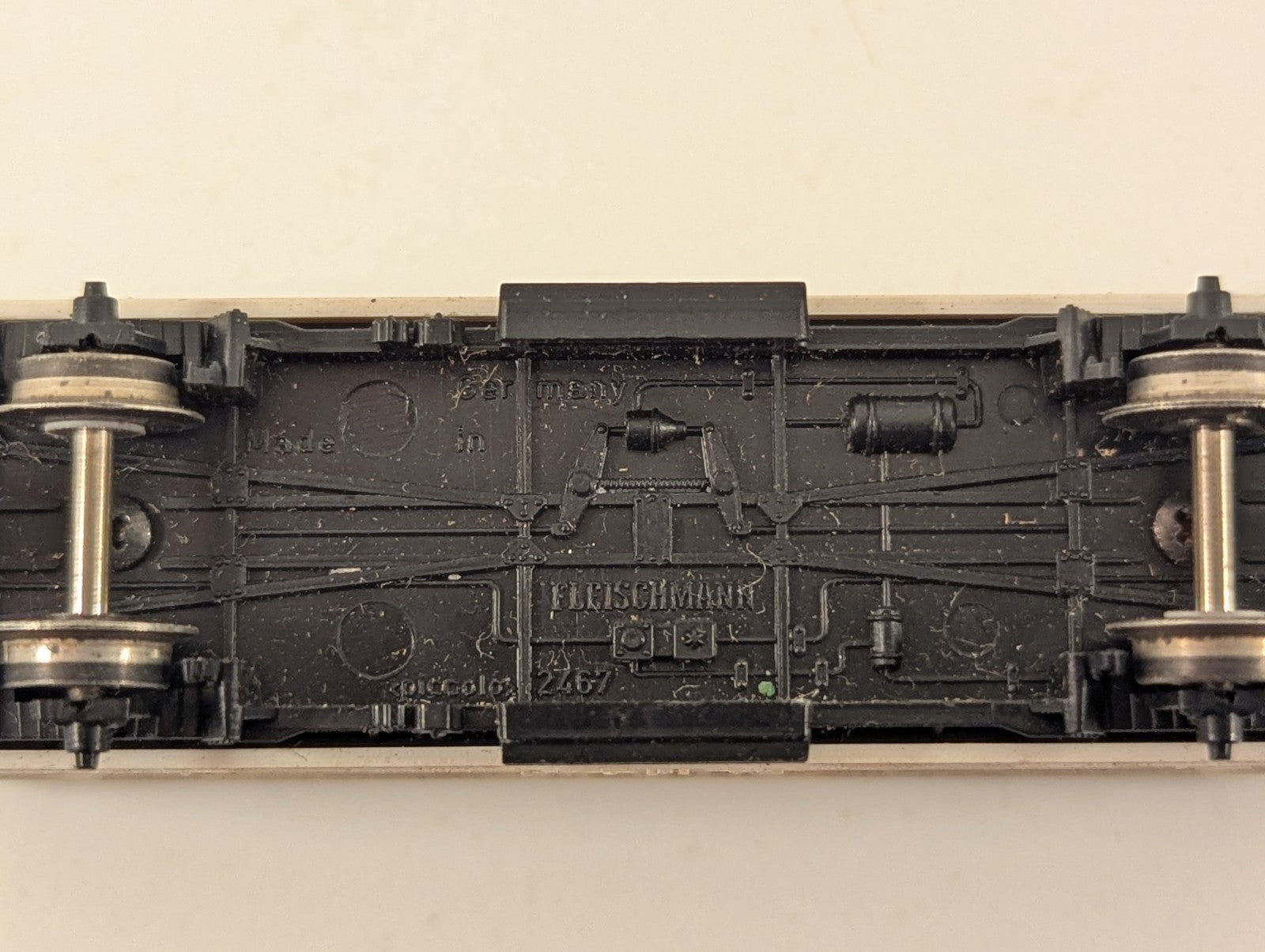 Fleischmann N Gauge Kulmbacher Reichelbräu Refrigerated Beer Wagon