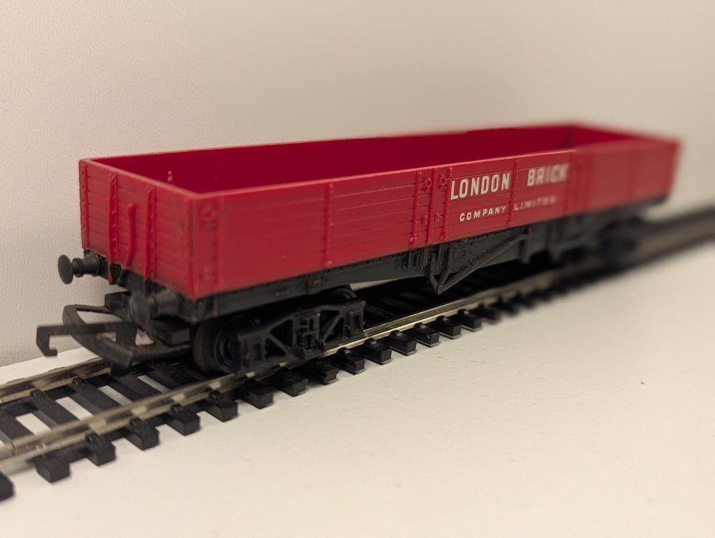 Tri-ang R219 Bogie Brick Wagon