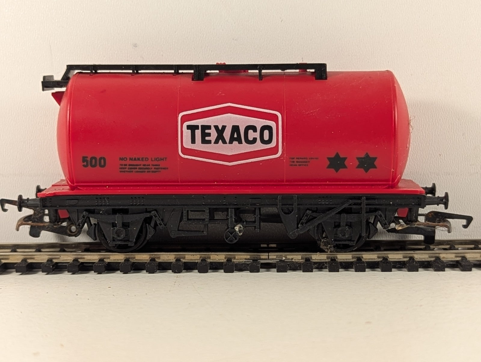 Hornby OO Gauge Texaco Tank Wagon 500 Texaco Red R127