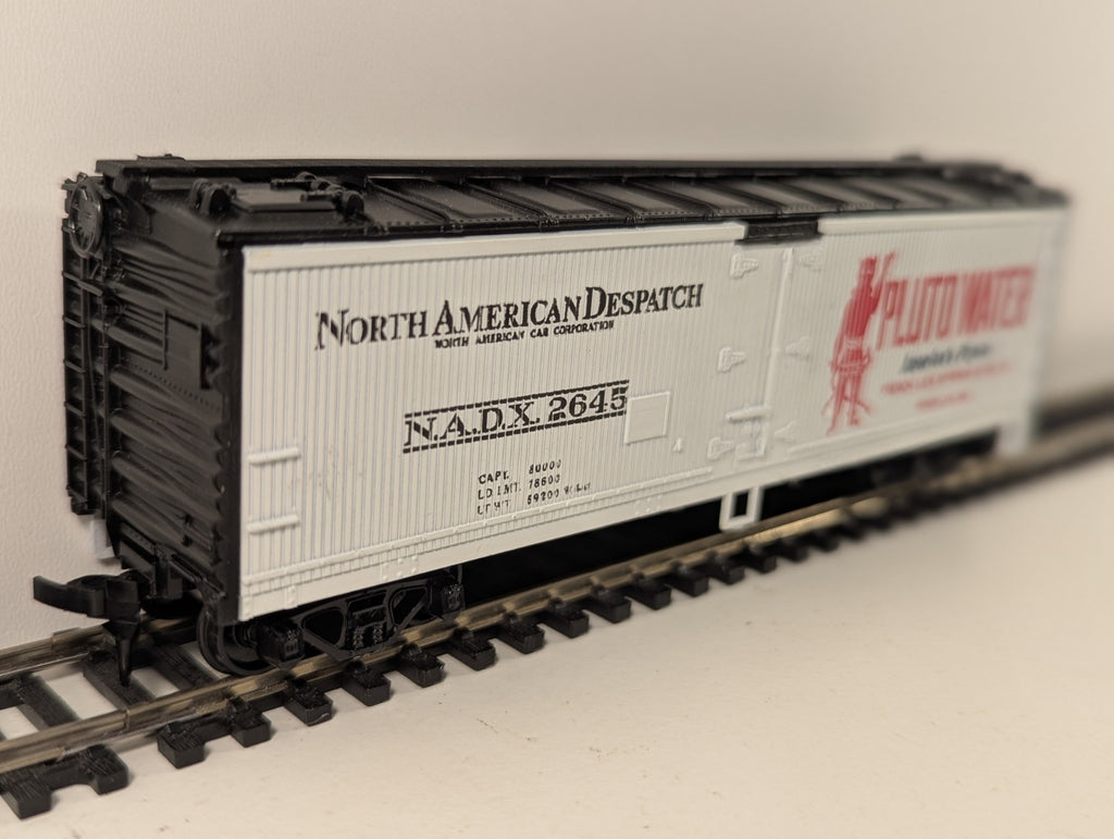 Athearn HO Gauge Pluto Water Advertising Boxcar