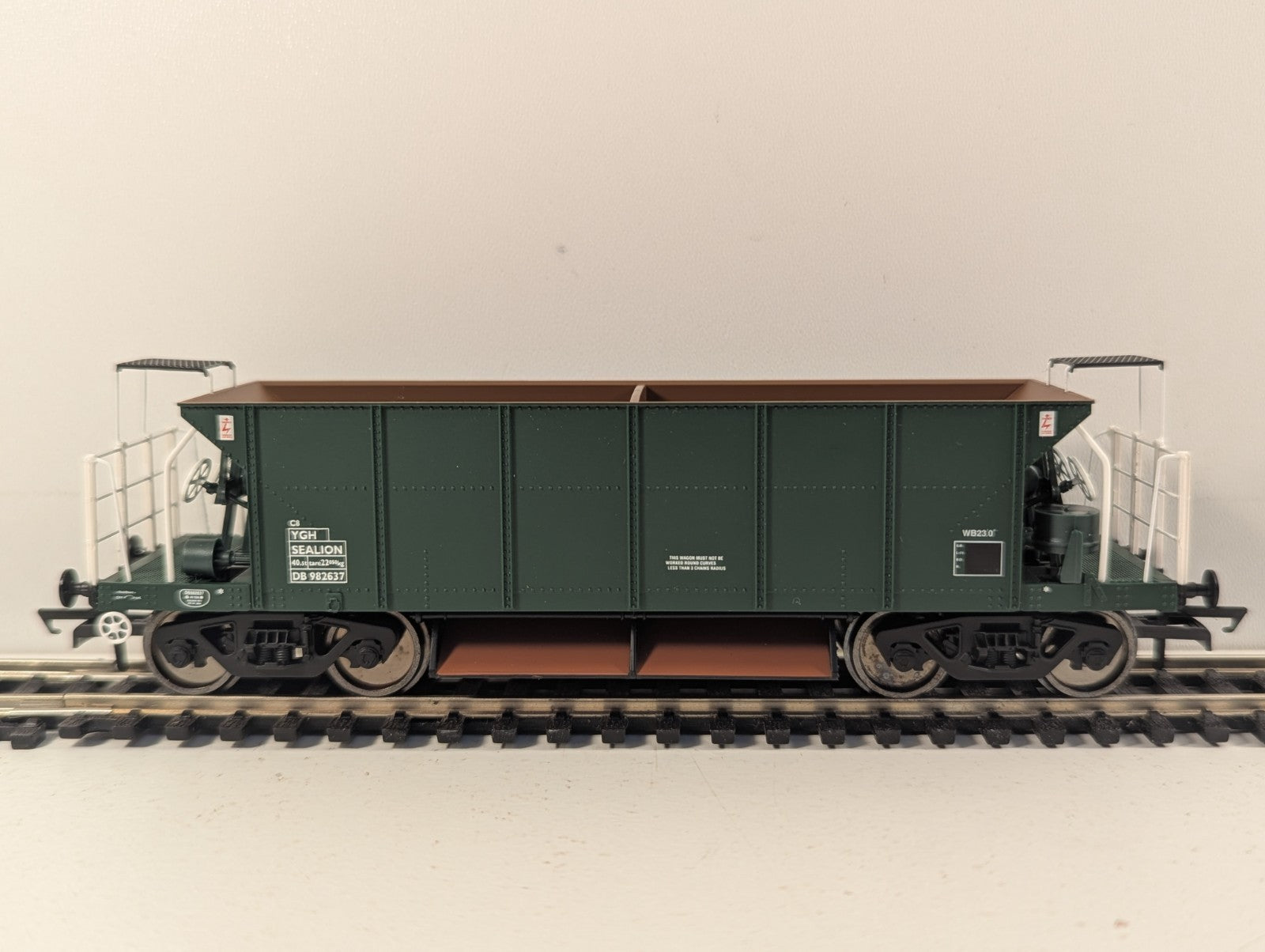 Hornby R6328A BR Sealion