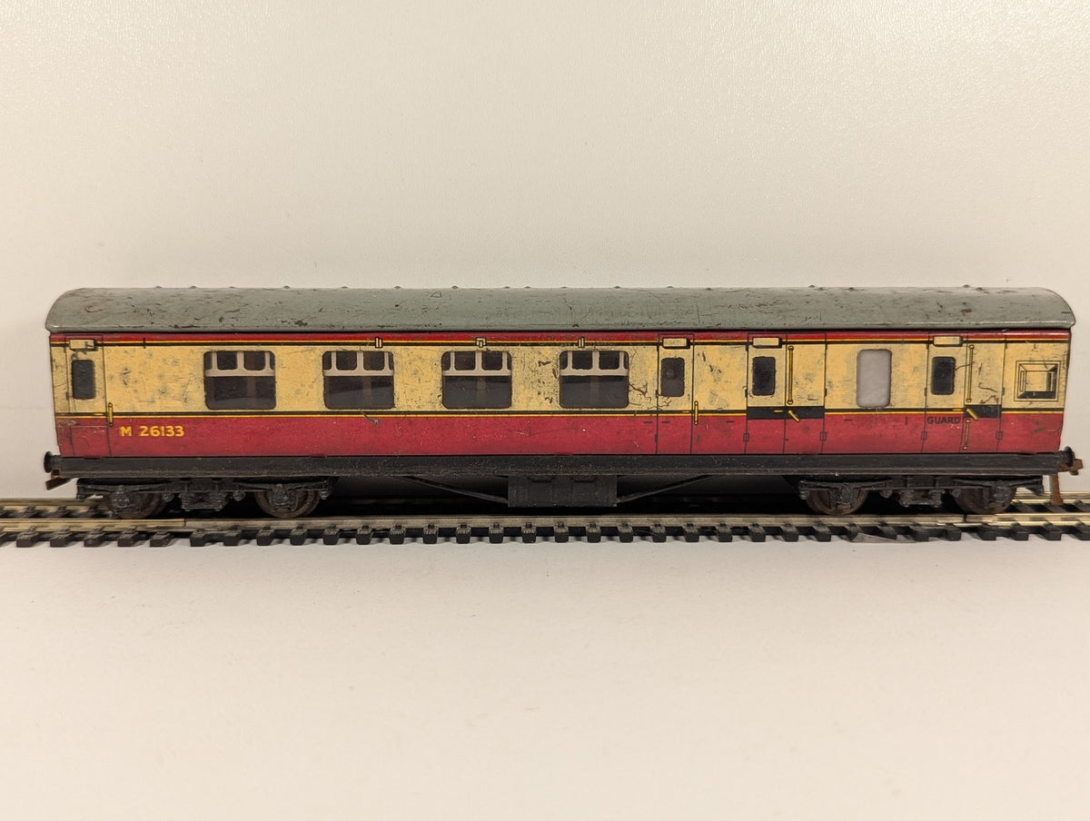Hornby Dublo OO Gauge BR Corridor Brake Third Coach M26133 Passenger Coach