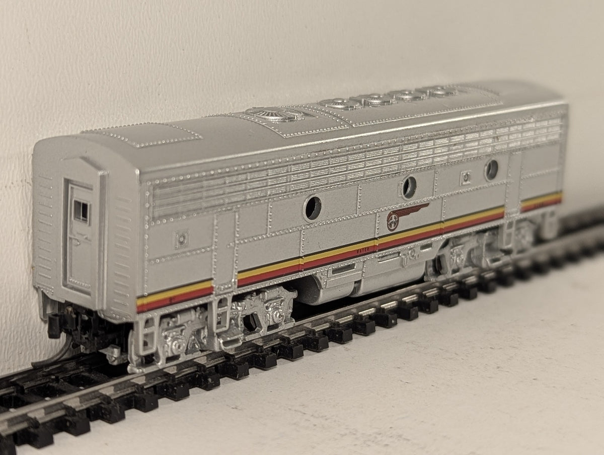 Bachmann N Gauge EMD F7B Diesel Locomotive 314B Santa Fe Warbonnet 11275