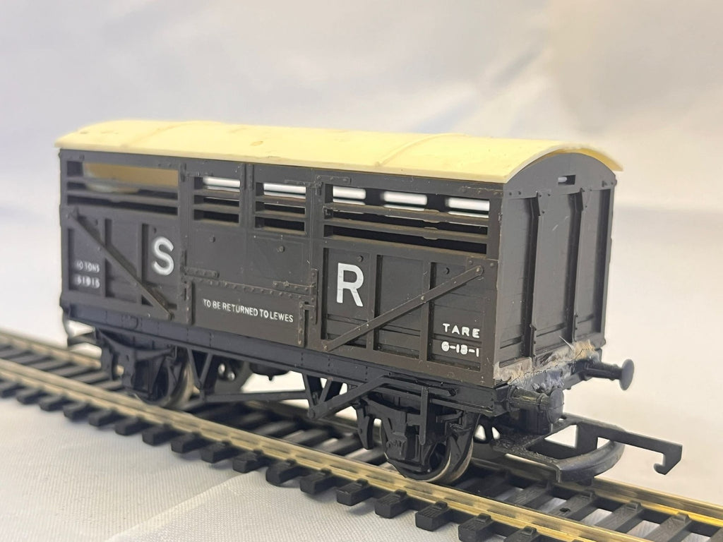 Hornby OO Gauge R106 Southern Railway Sheep Wagon