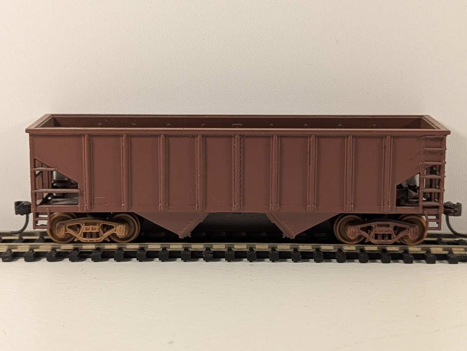 Walthers HO Gauge Coal Hopper Wagon