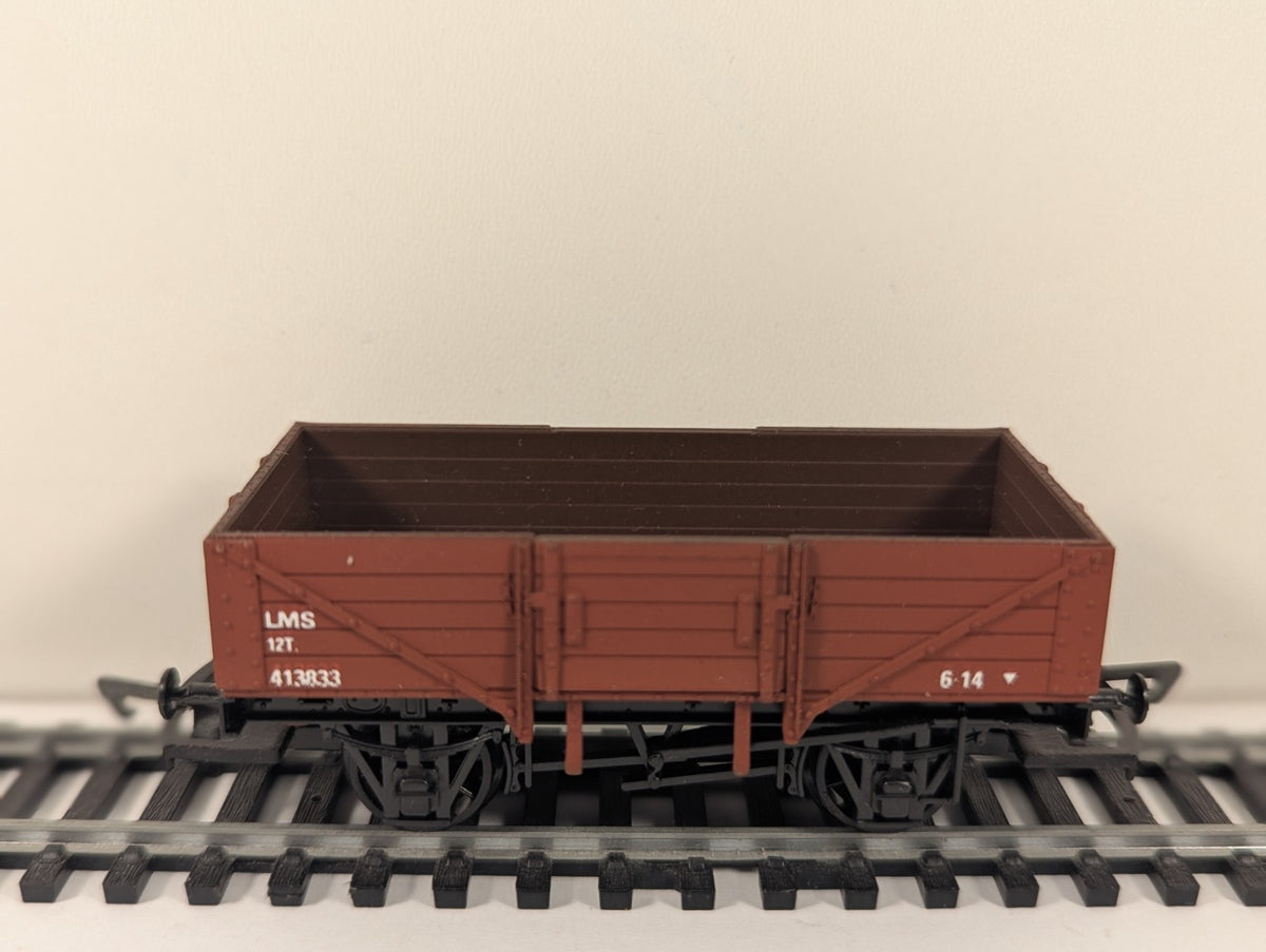 Dapol B3 OO LMS 5 Plank Wagon 413833