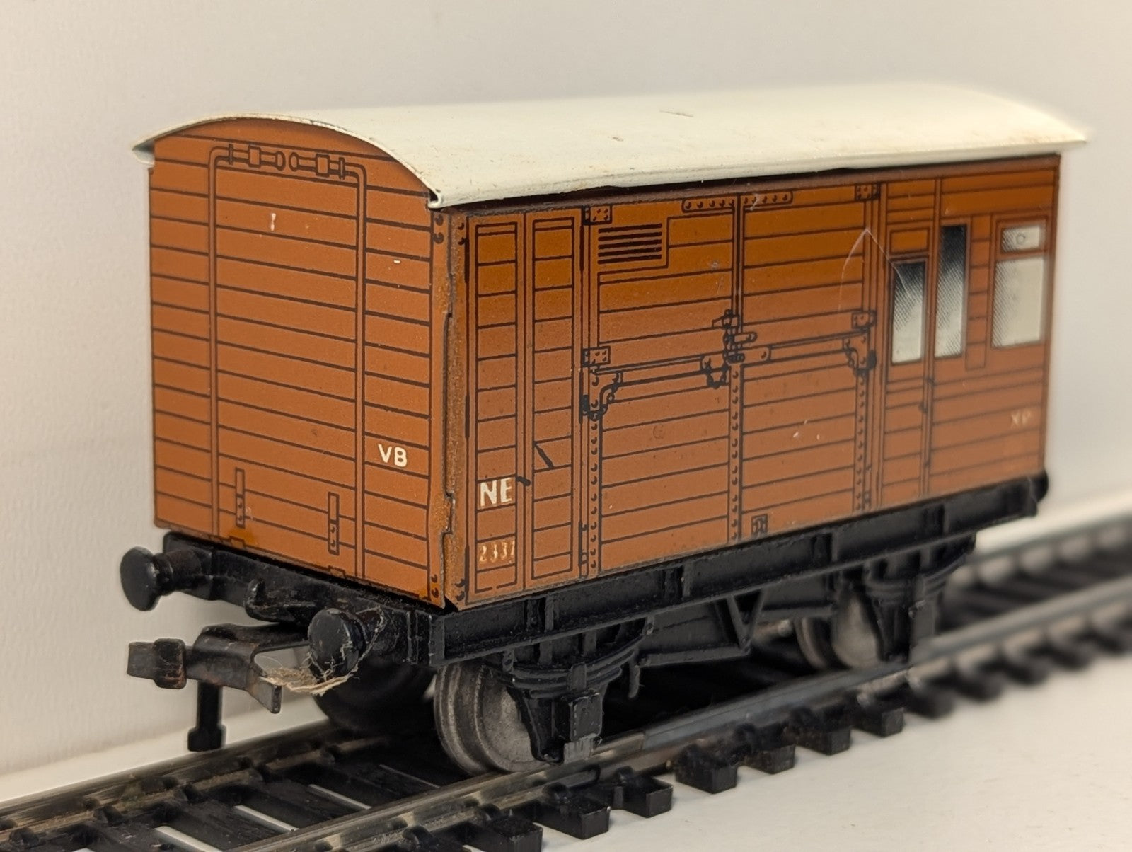 Hornby Dublo OO Gauge North Eastern D1 Horse Box
