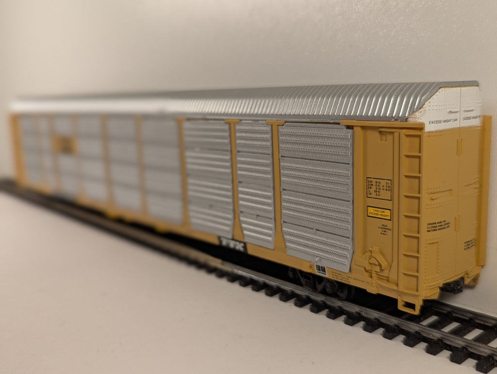 Walthers HO Gauge 89ft Enclosed Auto Rack Goods Wagon TTGX 942267