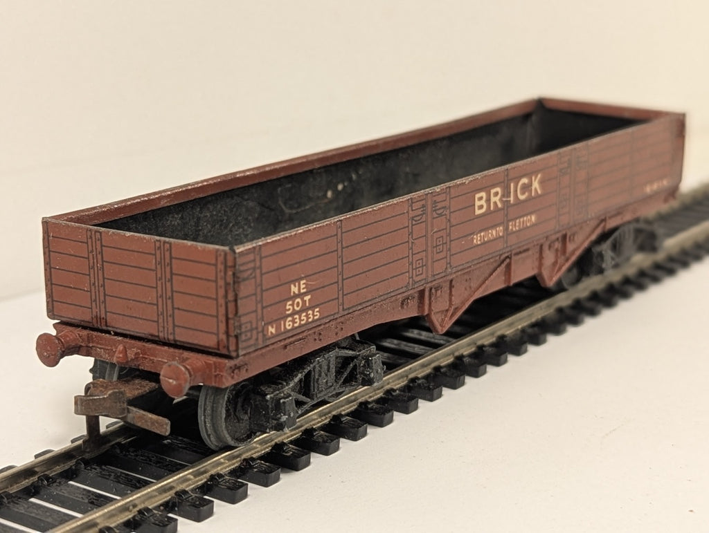 Hornby Dublo OO Gauge 50T Brick Truck Wagon E163535