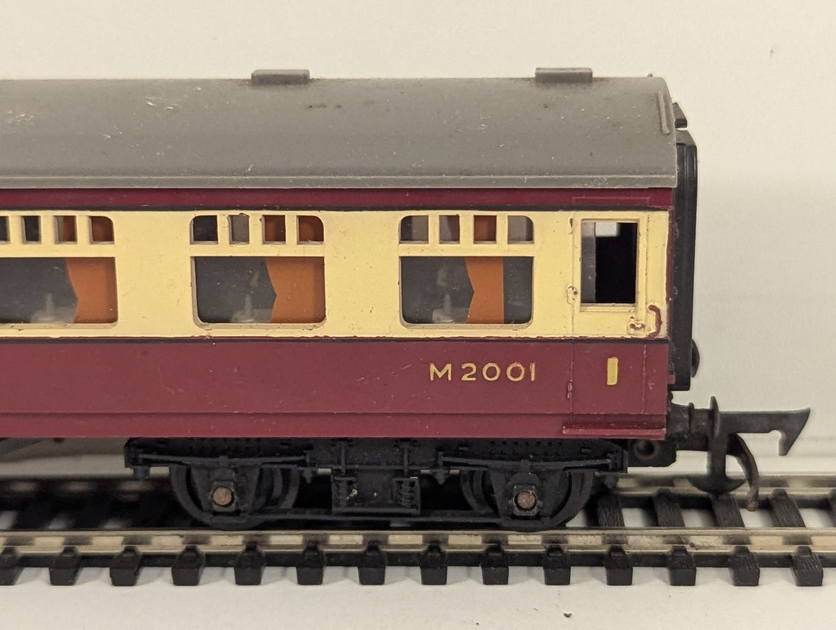 Tri-ang OO Gauge BR Restaurant Car Passenger Coach M2001 BR Crimson and Cream