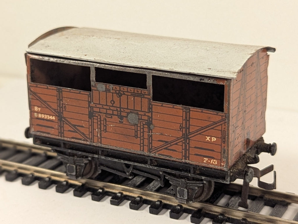 Hornby Dublo 4630 8 Ton Cattle Wagon OO Gauge