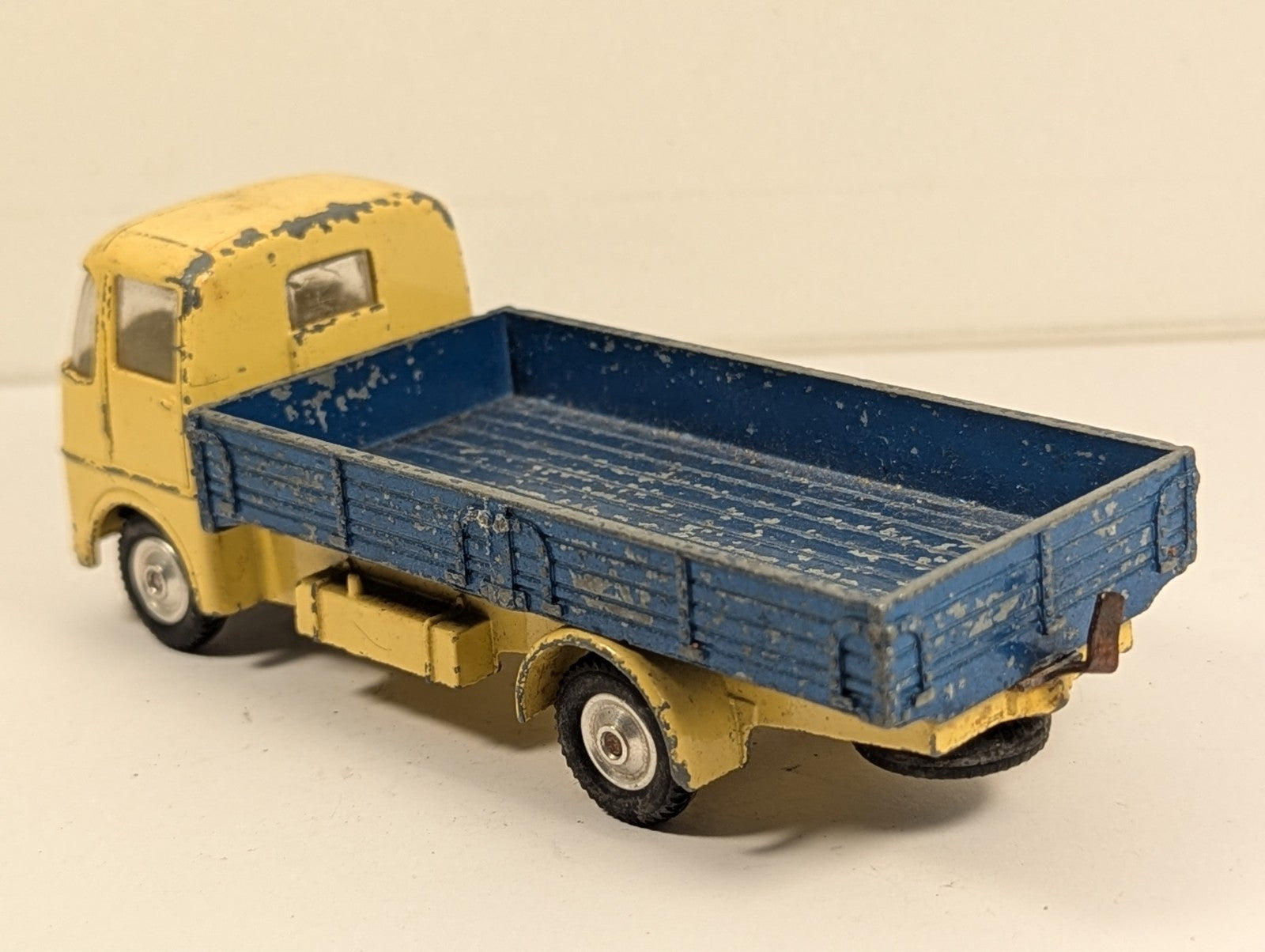 Corgi Toys 456 ERF Model 44G Dropside Lorry 1:43 Scale