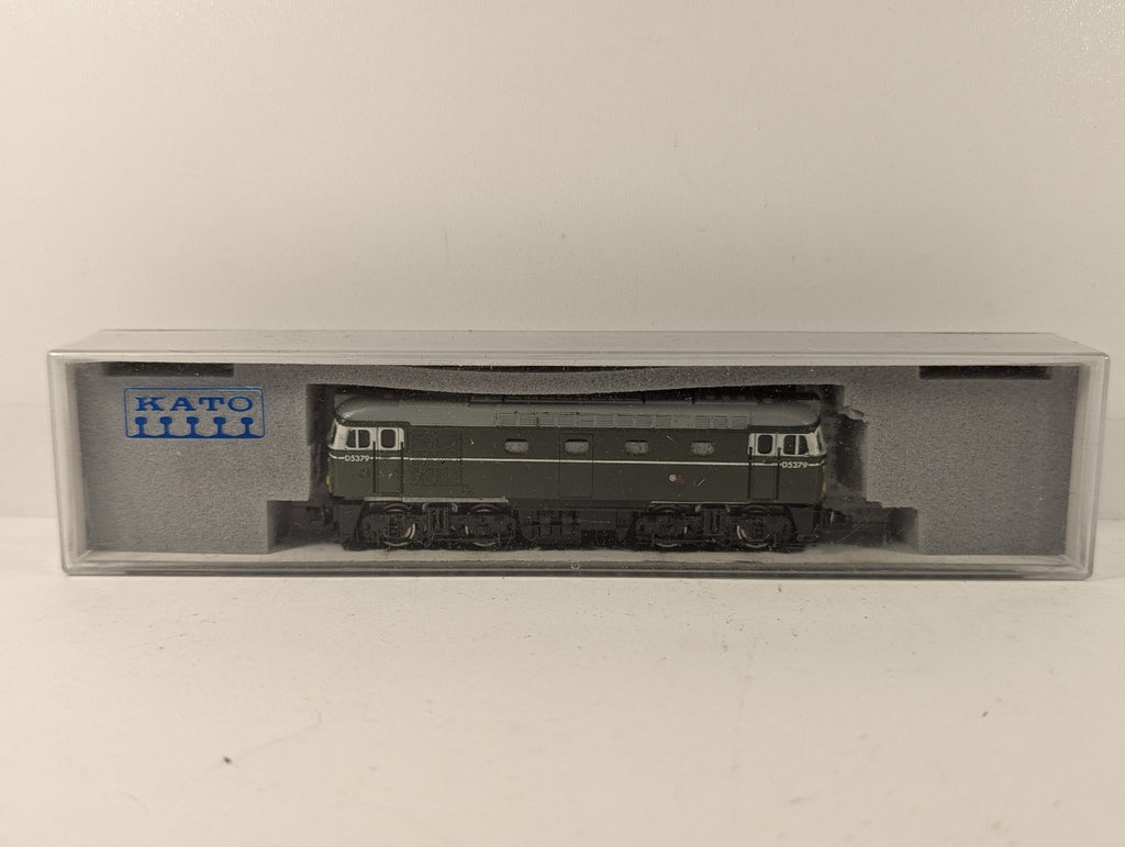 Kato N Gauge Class 27 Locomotive D5379 BR Green