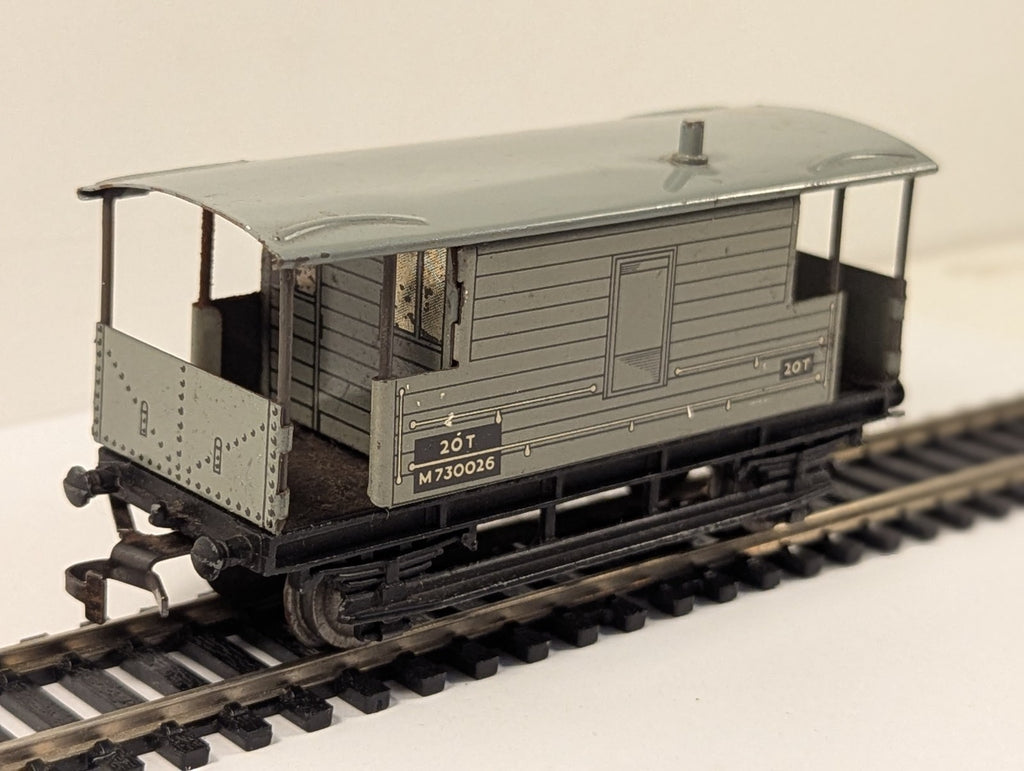 Hornby Dublo OO Gauge BR 20 Ton Goods Brake Van