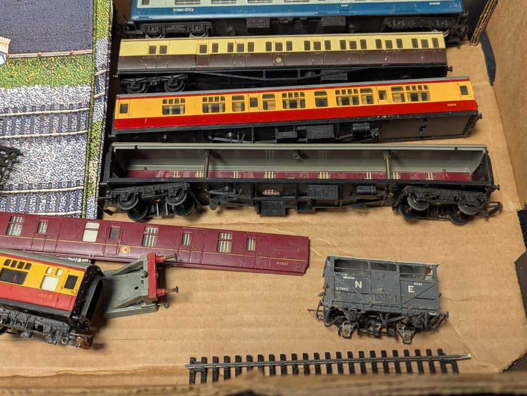 OO Gauge Job Lot of Model Railway Spares & Parts