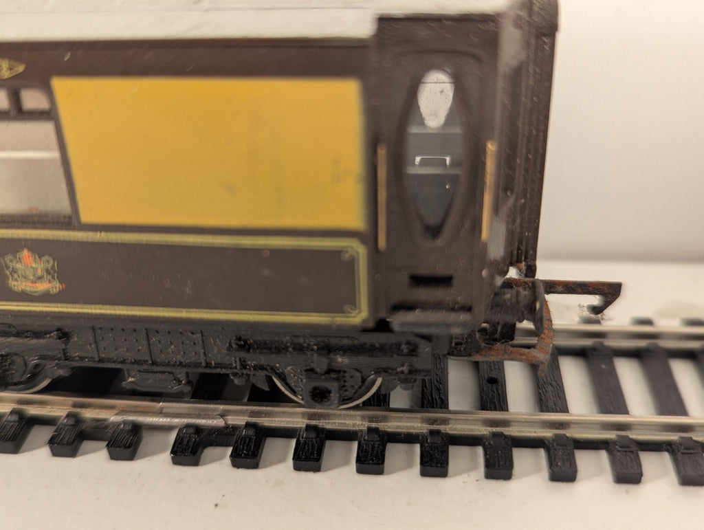 Hornby R4312 OO Gauge Pullman Parlour Car