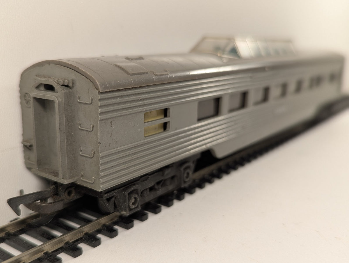 Tri-ang OO Gauge Transcontinental Vista Dome Coach Passenger Coach Silver R.24