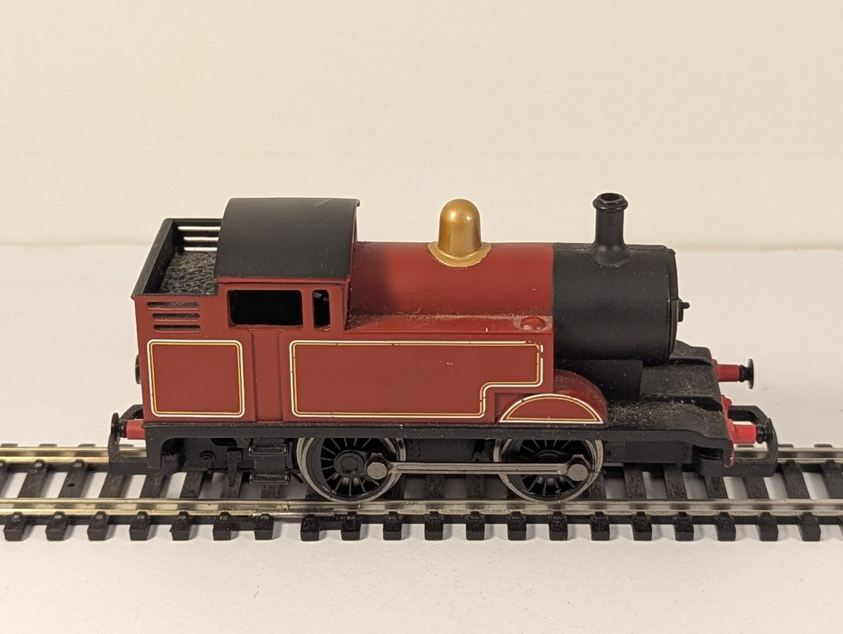 Hornby R1137 OO Gauge “Billy” 0-4-0T Steam Locomotive – Missing Tank Name
