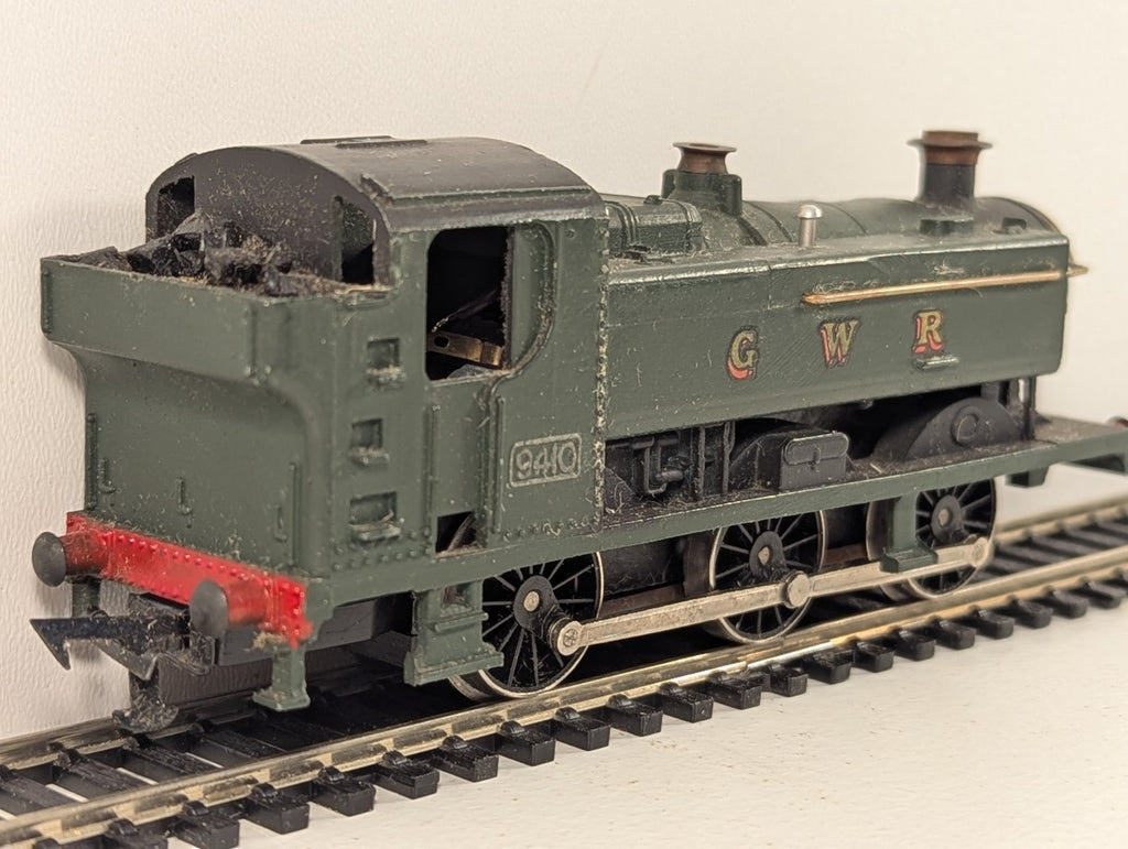 Graham Farish GWR 94XX Class 0-6-0 Pannier Tank GWR Green