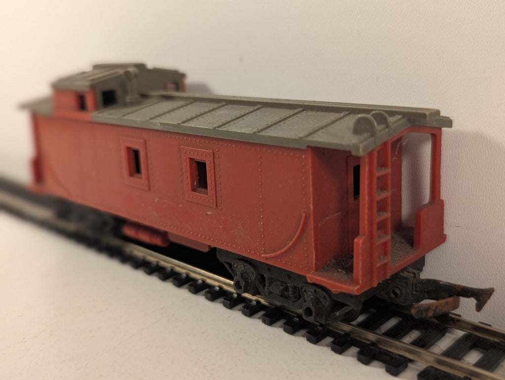 Tri-ang R115 Transcontinental Caboose Red