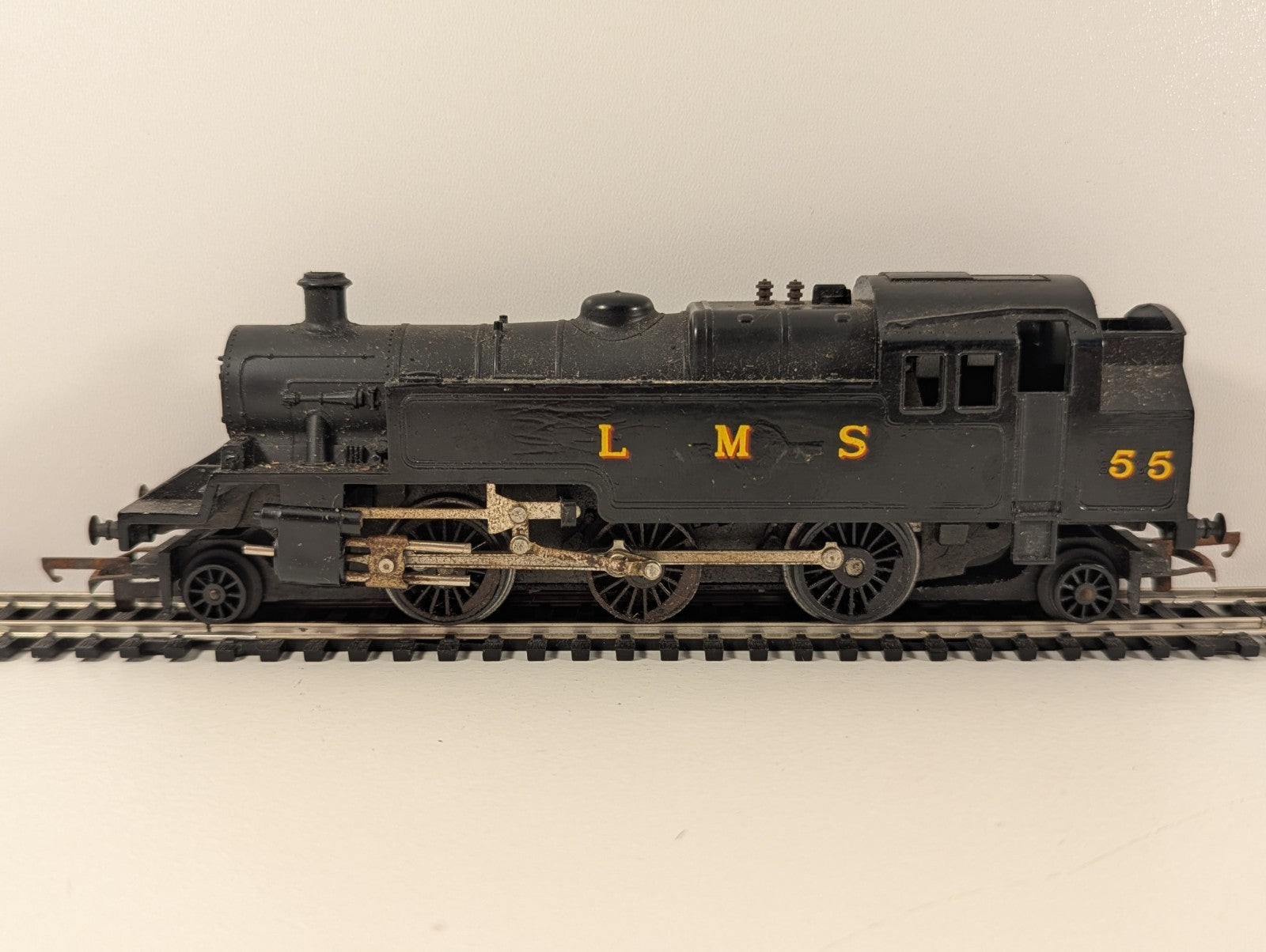 Tri-ang R59 OO Gauge LMS 3MT 2-6-2T – Repainted LMS Black – No. 55